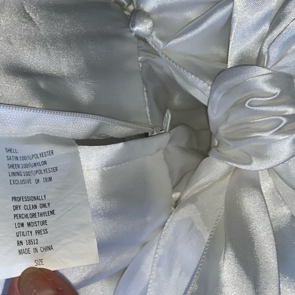 Vintage Sz-6 Long Flower Girl Wedding Dress, Elegant White Satin w/Bustle & Bow - Picture 13 of 16